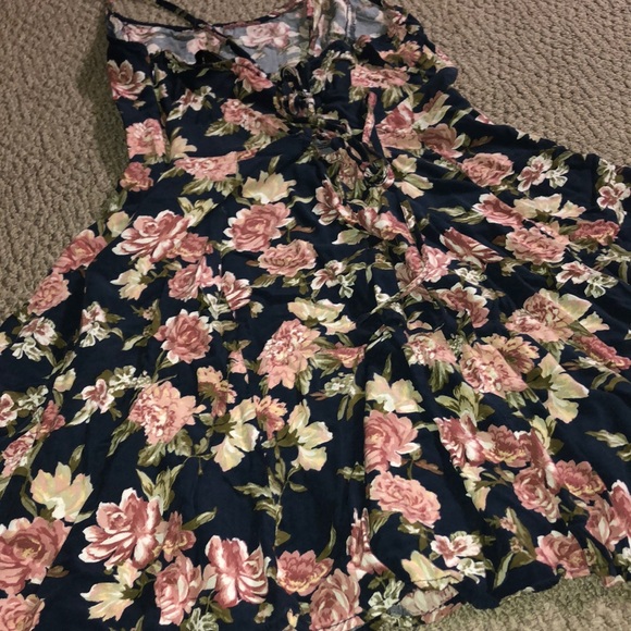 Spring dress - Picture 6 of 6